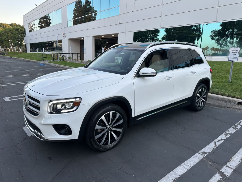 2020 Mercedes-Benz GLB Image 4