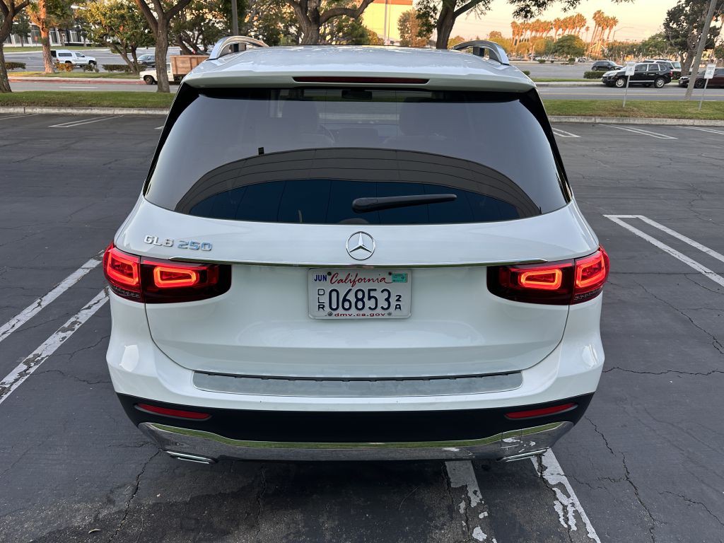 2020 Mercedes-Benz GLB Image 6