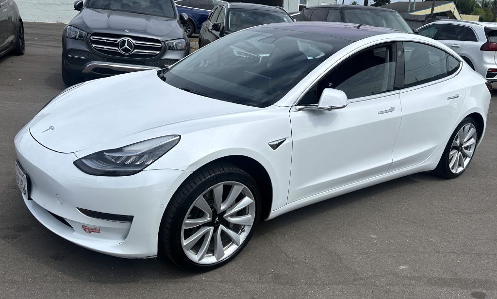 2018 Tesla Model 3 Image 3
