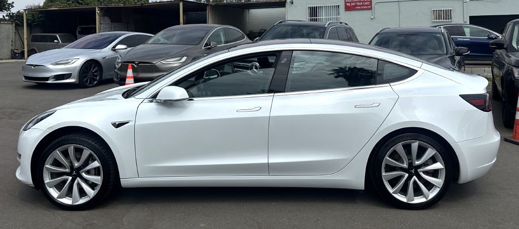 2018 Tesla Model 3 Image 4