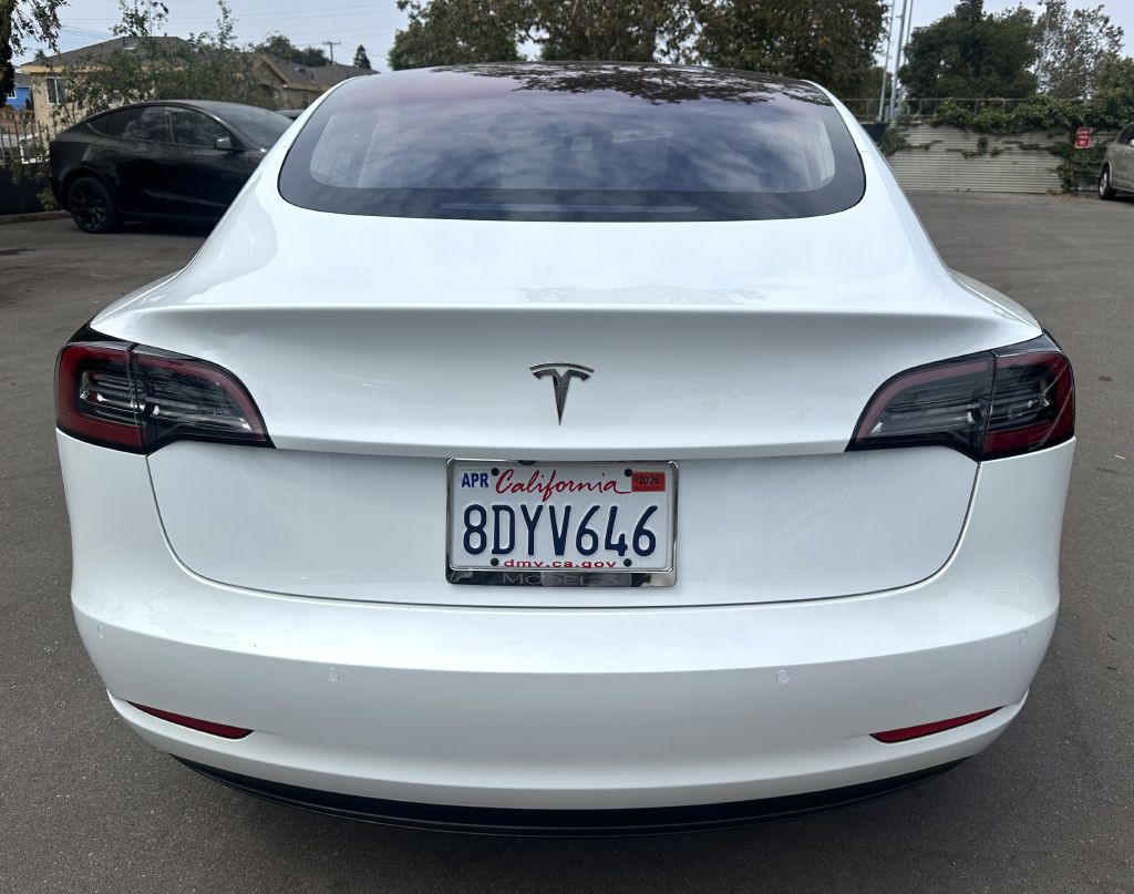 2018 Tesla Model 3 Image 5