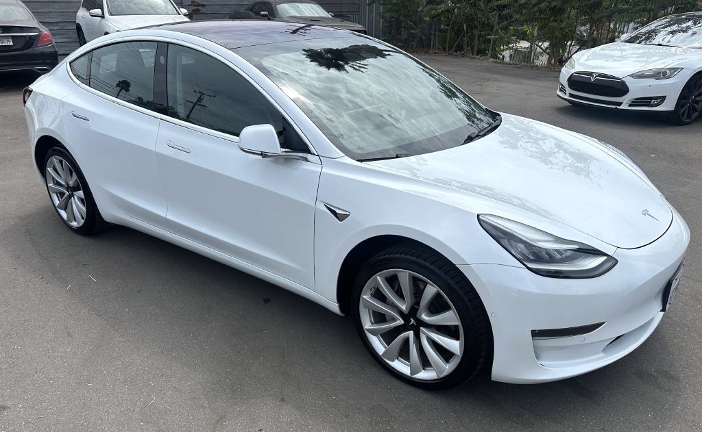 2018 Tesla Model 3 Image 7