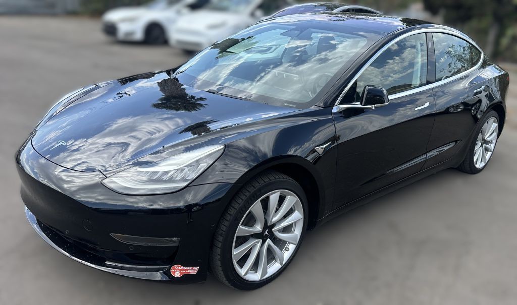 2018 Tesla Model 3 Image 2