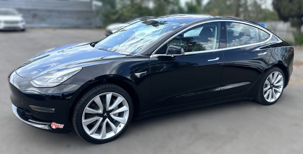 2018 Tesla Model 3 Image 3