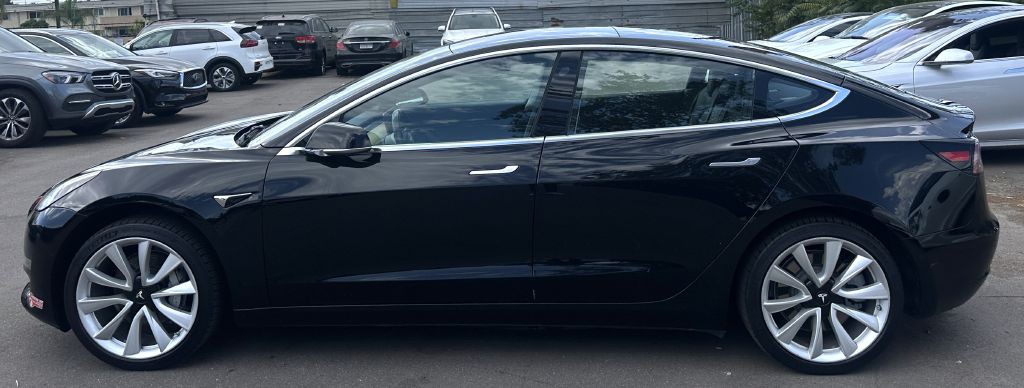 2018 Tesla Model 3 Image 4