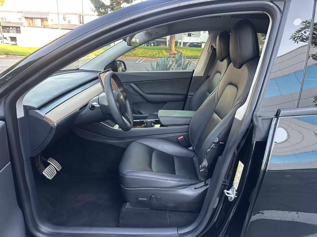 2020 Tesla Model Y Image 10