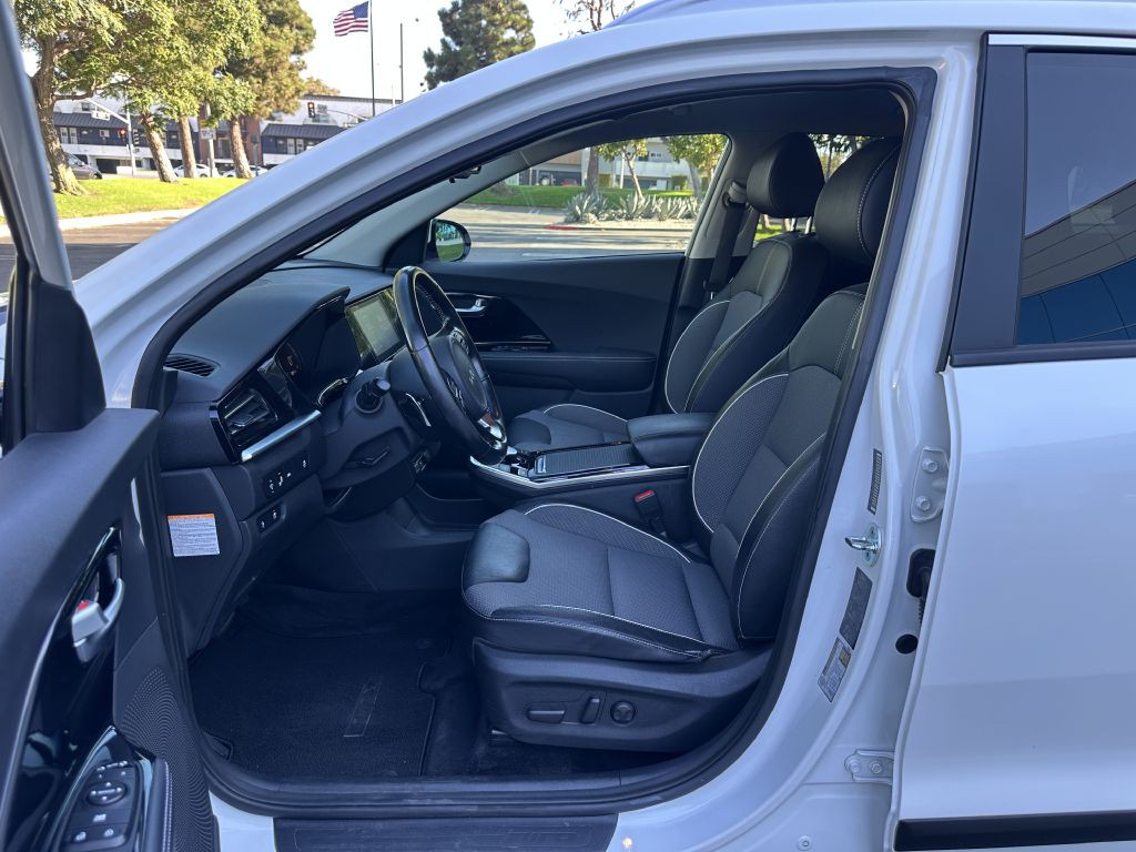 2022 Kia Niro Image 11