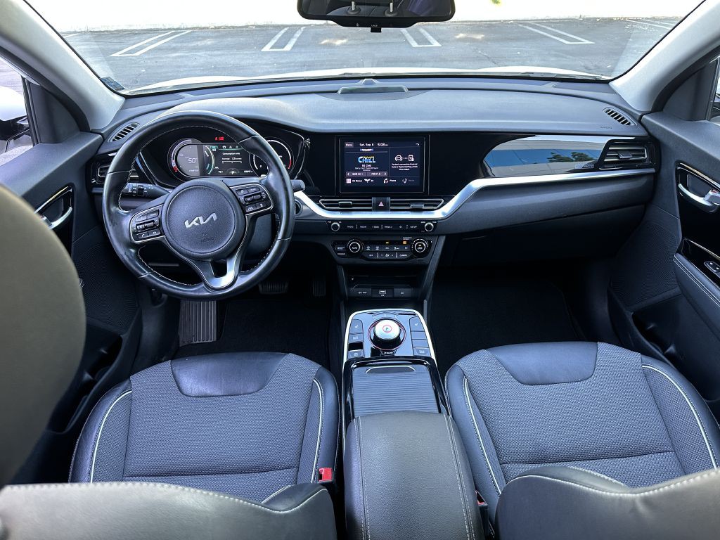 2022 Kia Niro Image 16