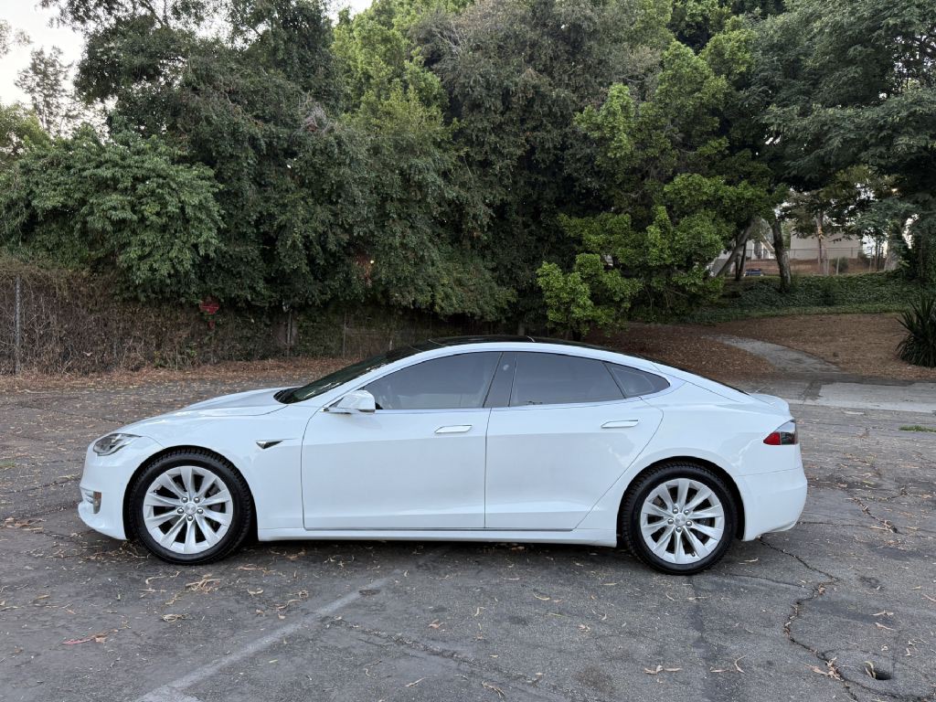2017 Tesla Model S Image 2