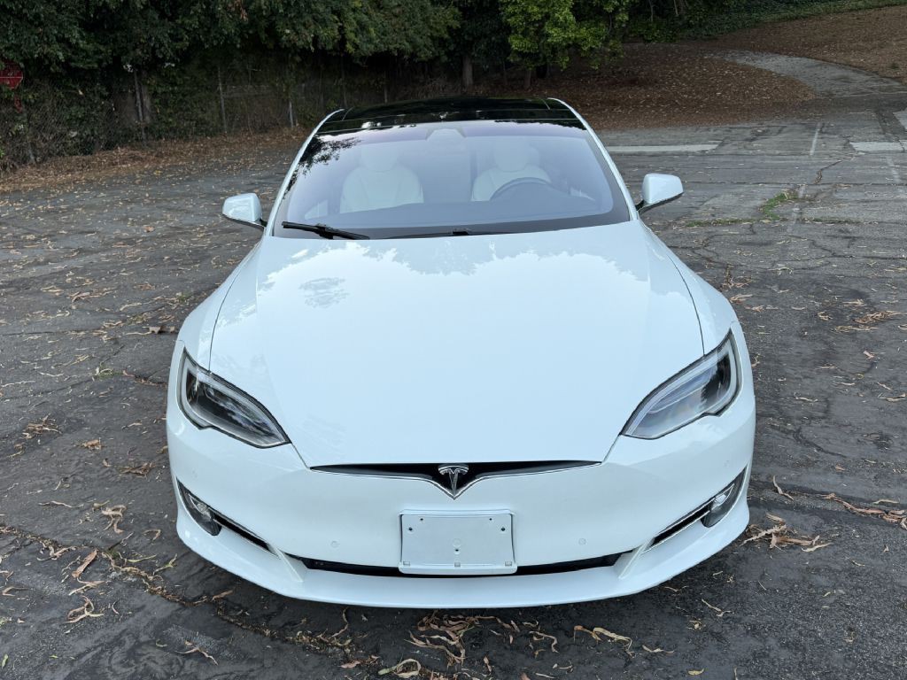 2017 Tesla Model S Image 8