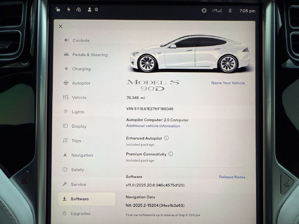 2017 Tesla Model S Image 21