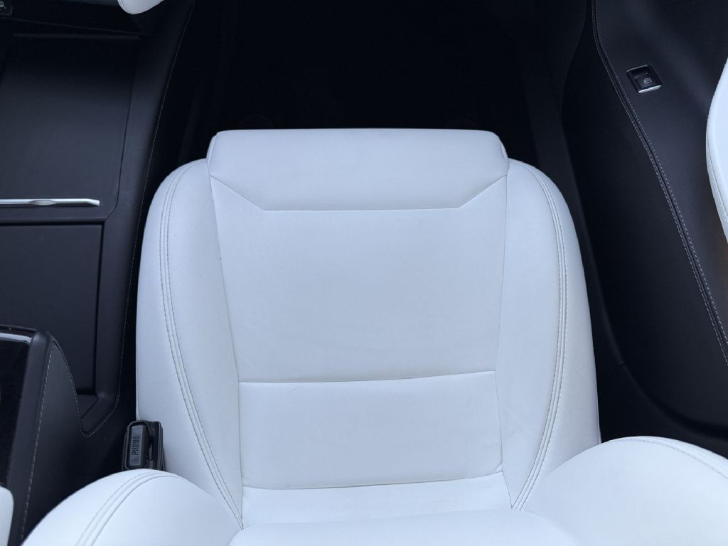 2017 Tesla Model S Image 29