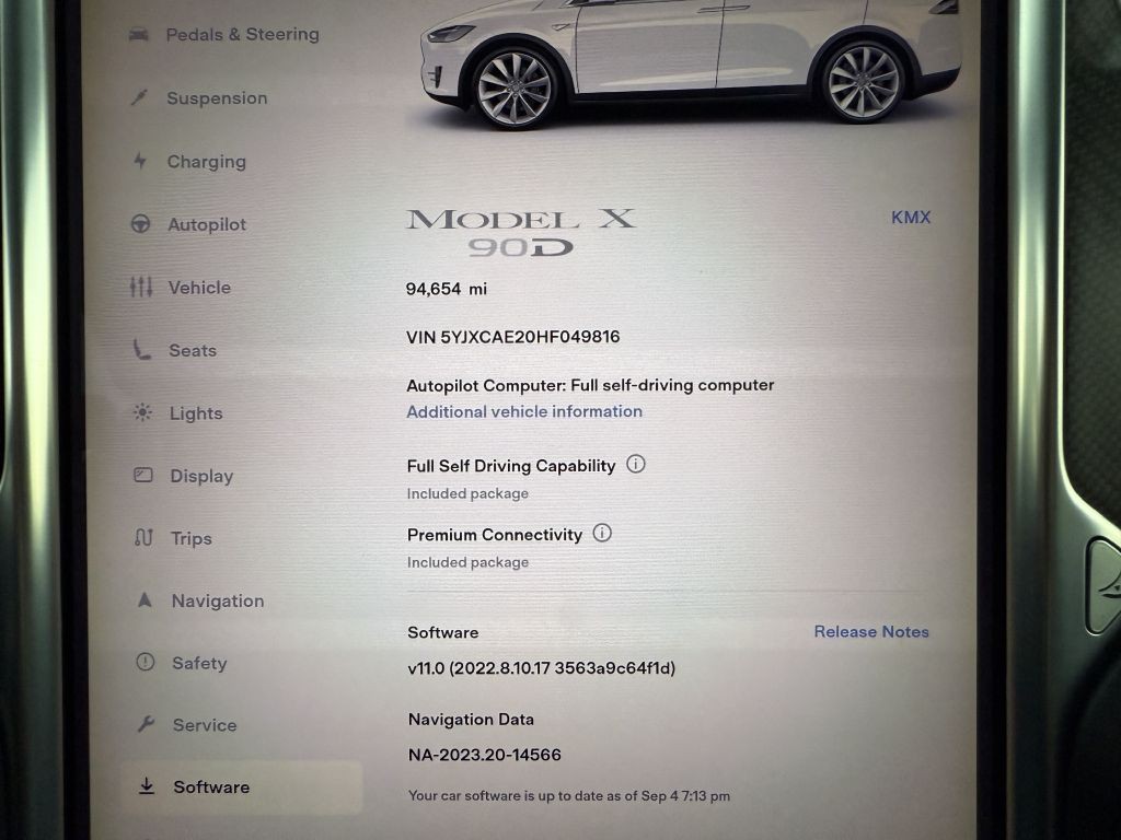 2017 Tesla Model X Image 20
