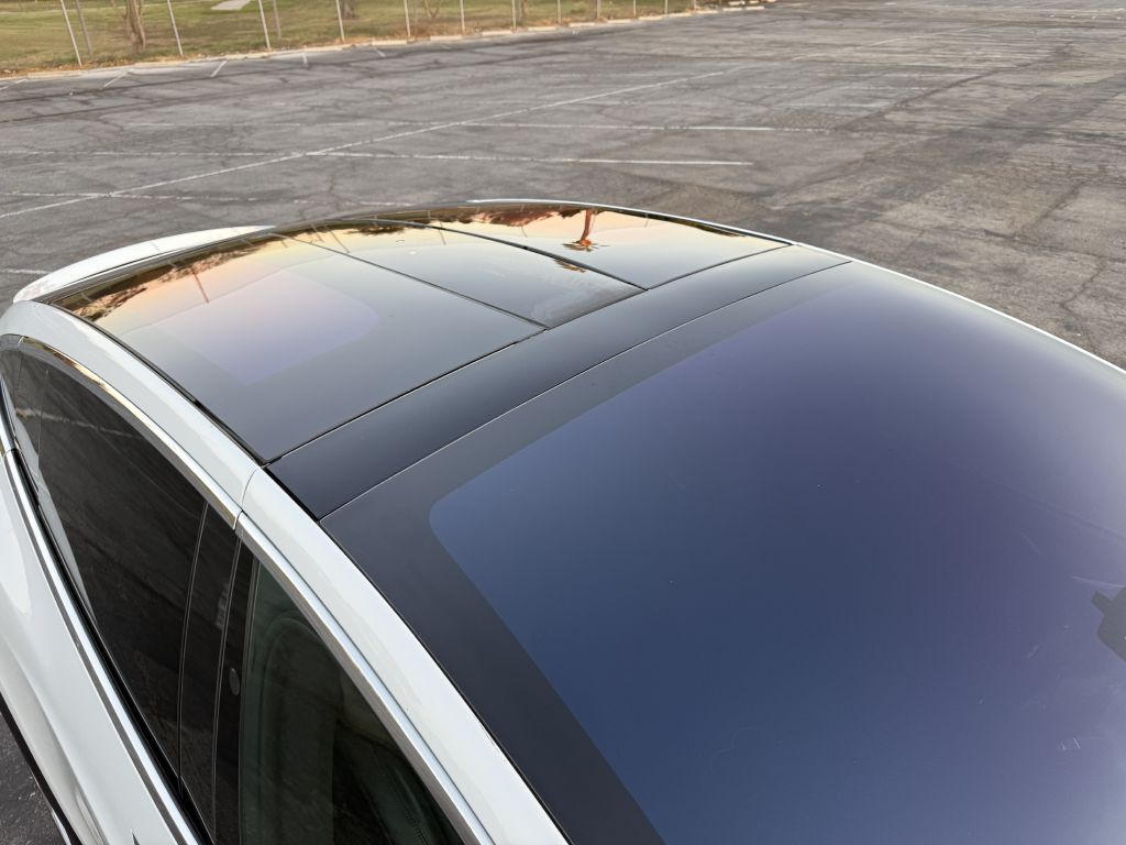 2017 Tesla Model X Image 30