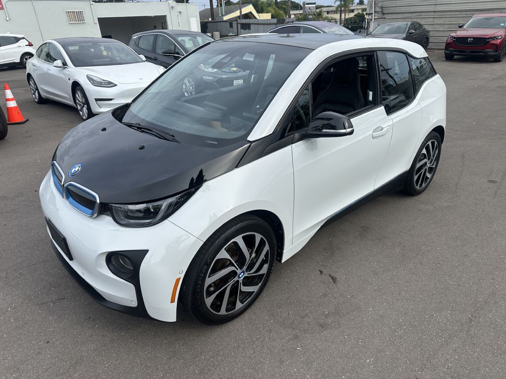 2016 BMW i3 Image 2