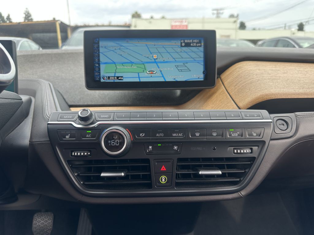 2016 BMW i3 Image 16