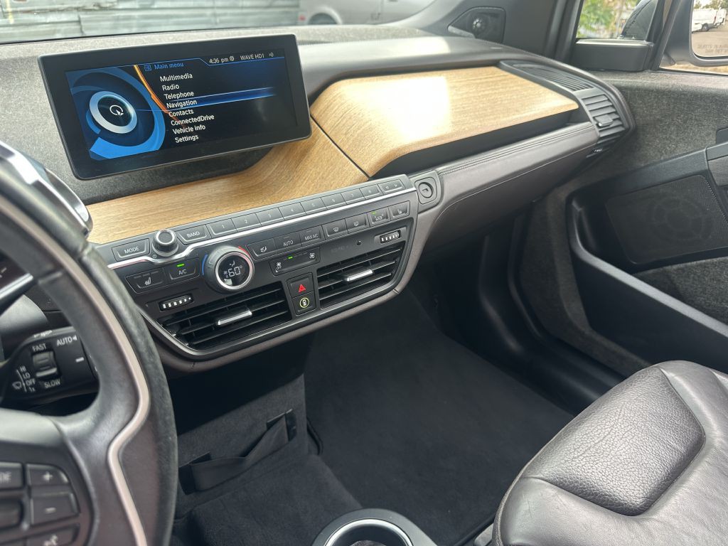 2016 BMW i3 Image 19