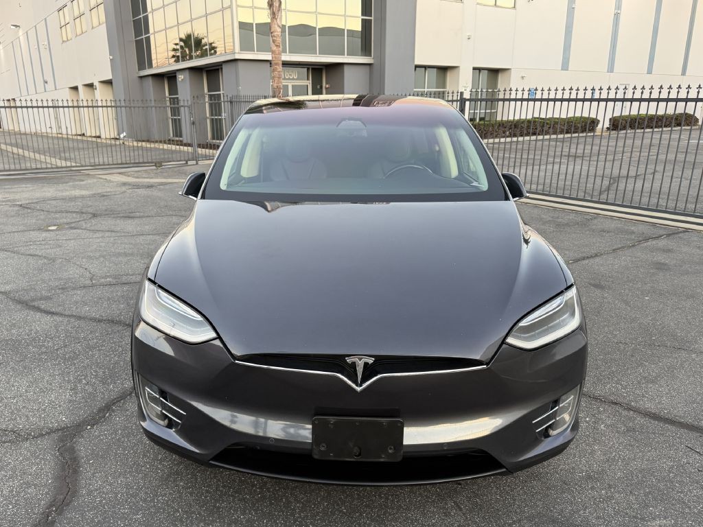 2017 Tesla Model X Image 2