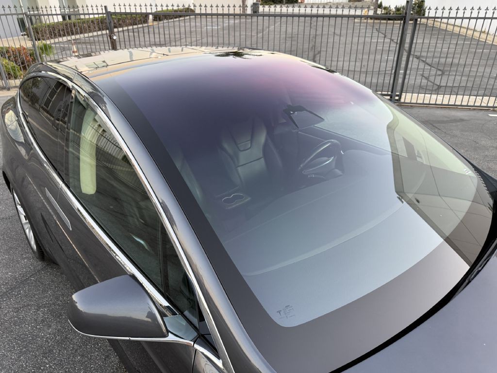 2017 Tesla Model X Image 49