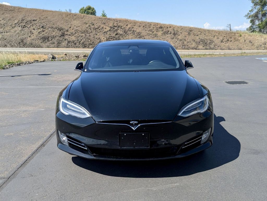 2019 Tesla Model S Image 2