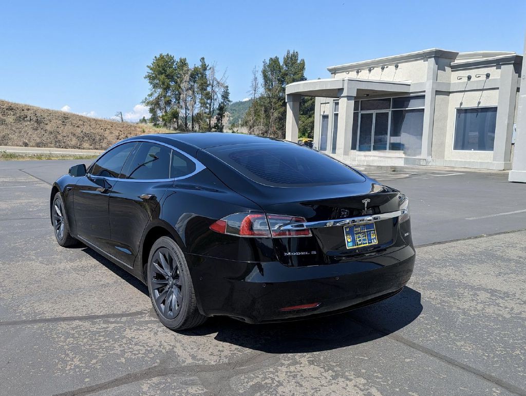 2019 Tesla Model S Image 7