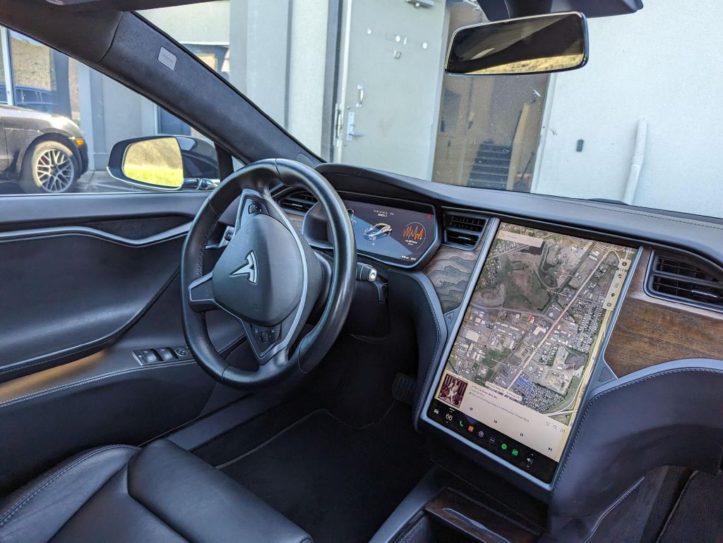 2019 Tesla Model S Image 13