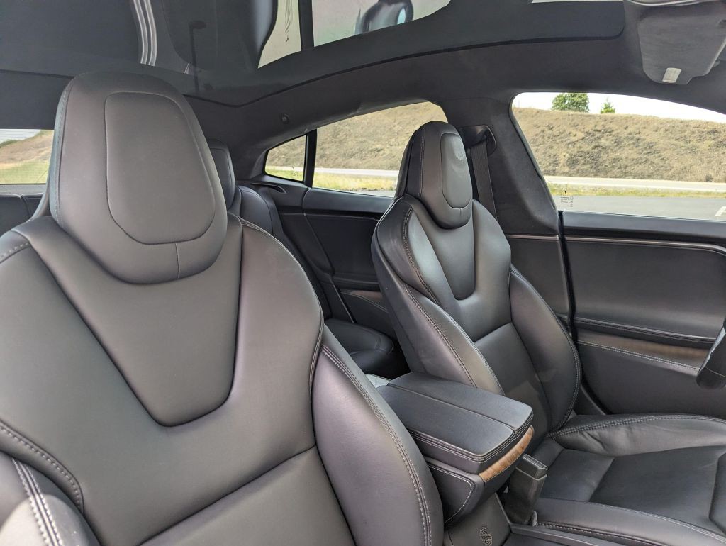2019 Tesla Model S Image 20