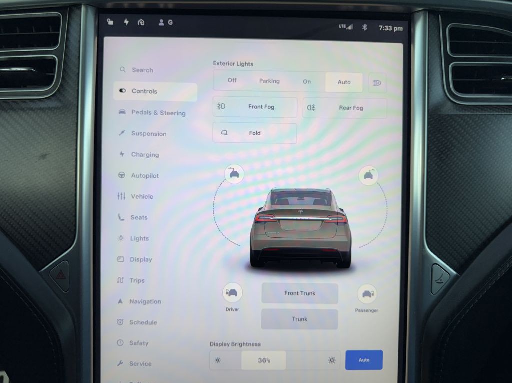 2016 Tesla Model X Image 74