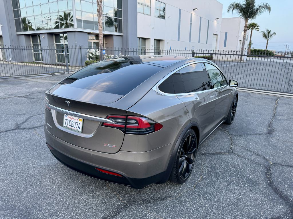 2016 Tesla Model X Image 94