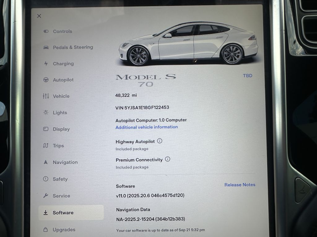 2016 Tesla Model S Image 20