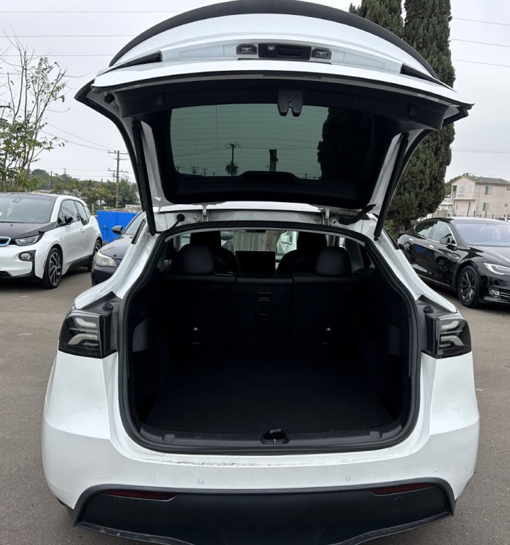 2021 Tesla Model Y Image 7