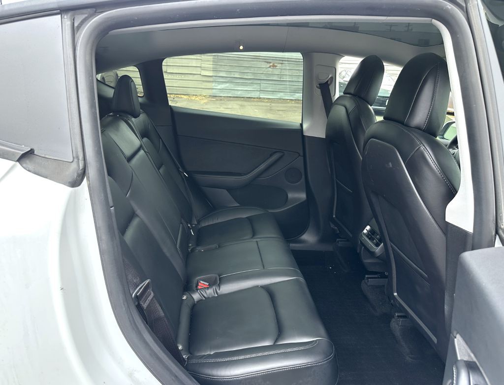 2021 Tesla Model Y Image 12