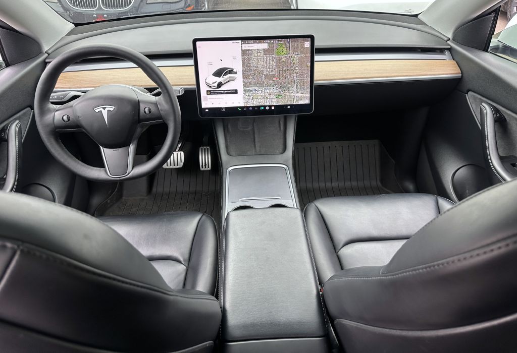 2021 Tesla Model Y Image 15