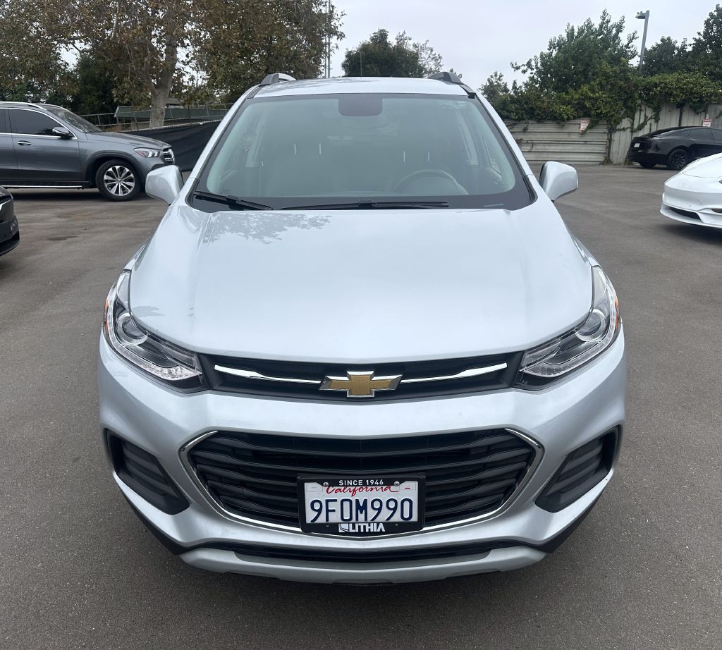 2022 Chevrolet Trax Image 1