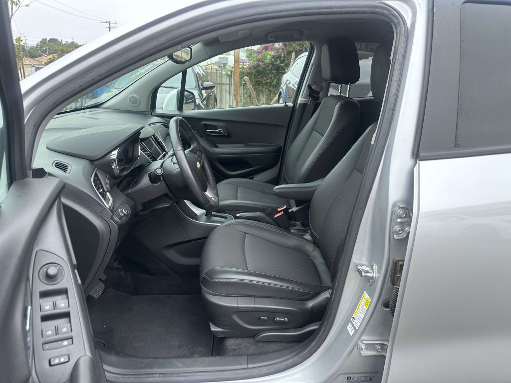 2022 Chevrolet Trax Image 13