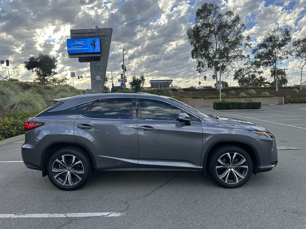 2018 Lexus RX Image 8