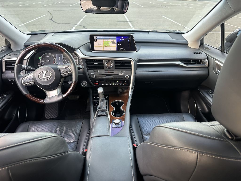 2018 Lexus RX Image 16