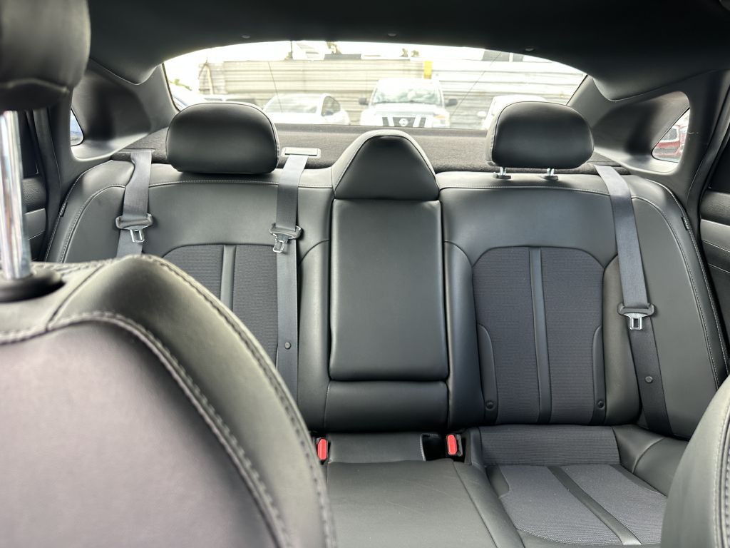 2022 Kia K5 Image 14