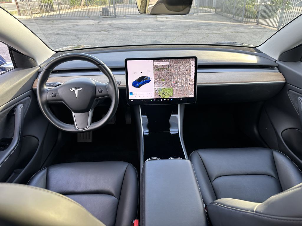 2019 Tesla Model 3 Image 12