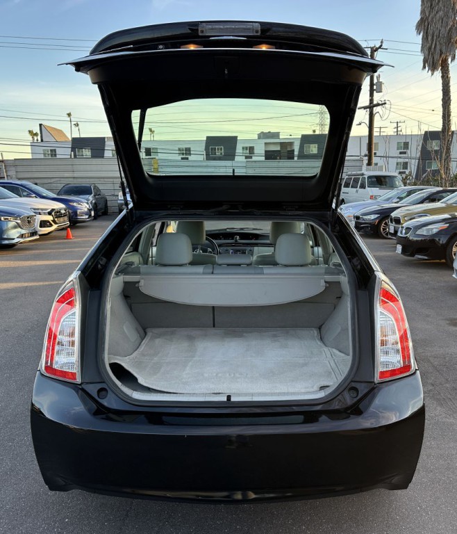 2014 Toyota Prius Image 8