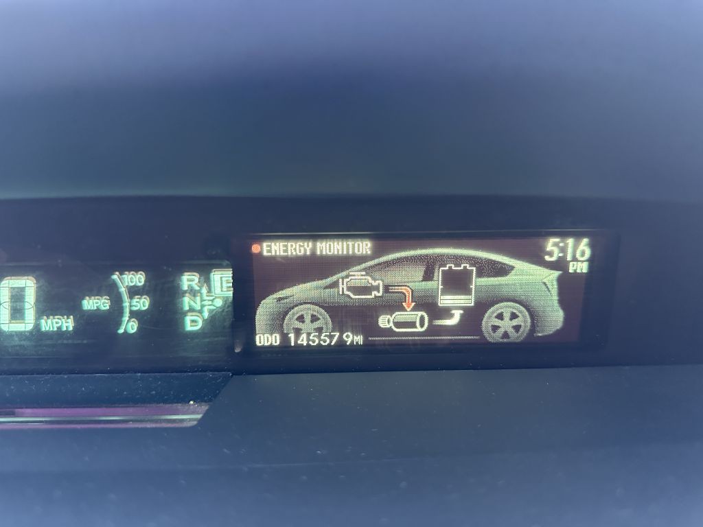 2014 Toyota Prius Image 17