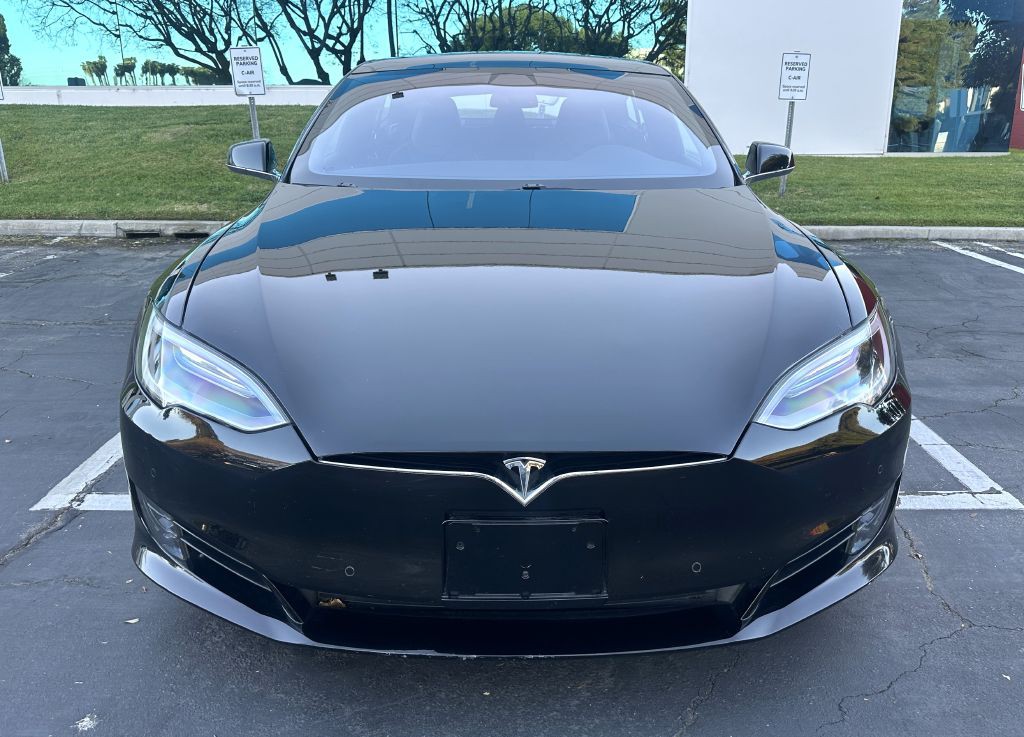 2017 Tesla Model S Image 2