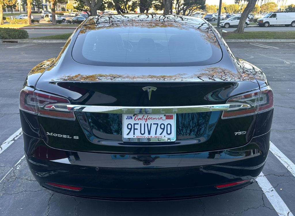 2017 Tesla Model S Image 6