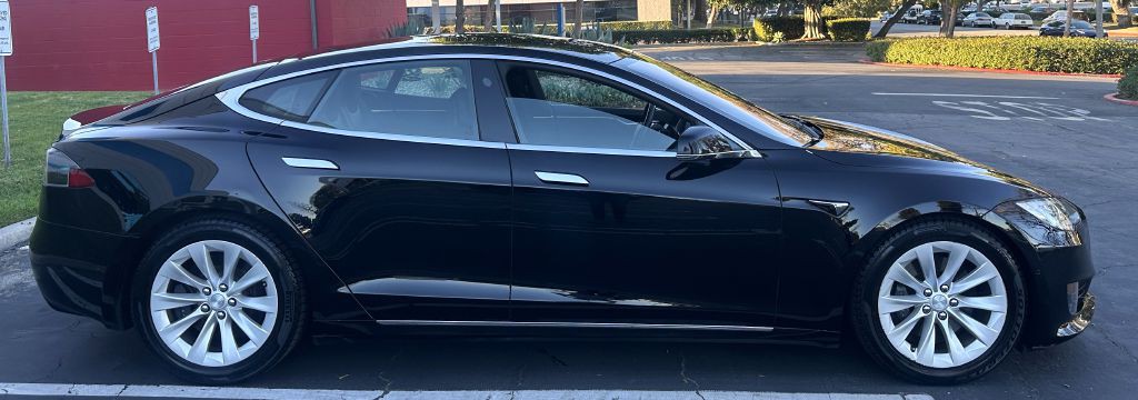 2017 Tesla Model S Image 7