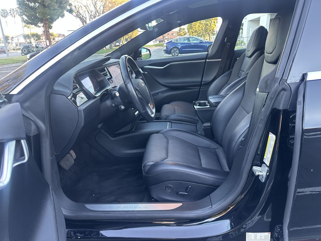 2017 Tesla Model S Image 11