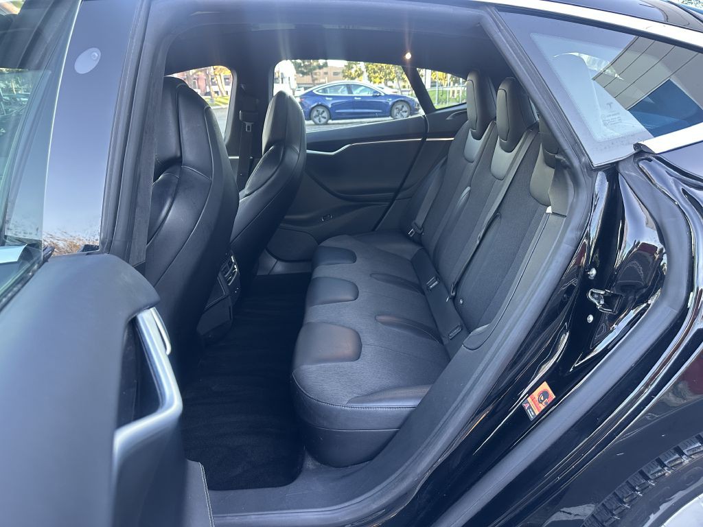 2017 Tesla Model S Image 12