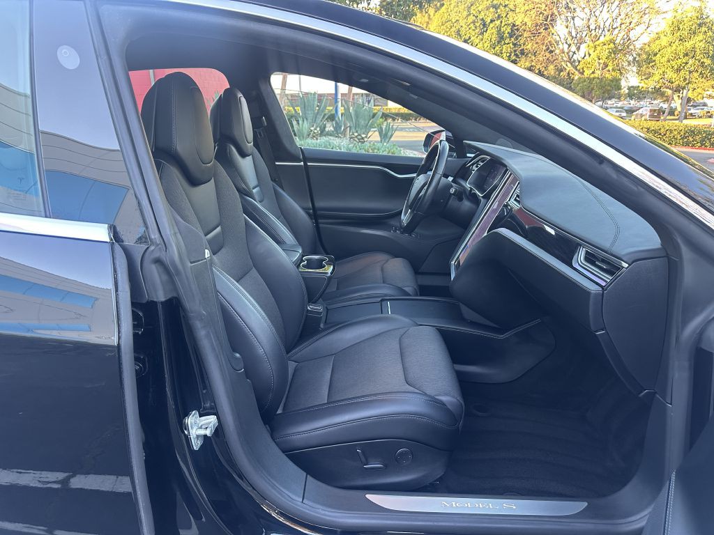 2017 Tesla Model S Image 14