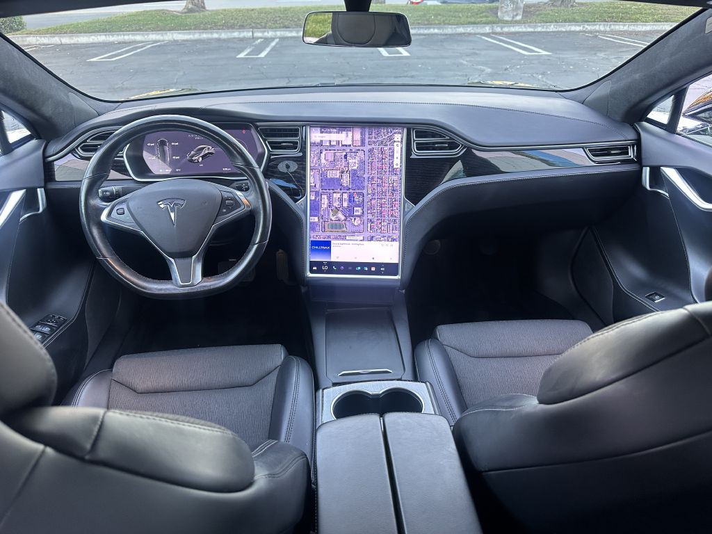 2017 Tesla Model S Image 17