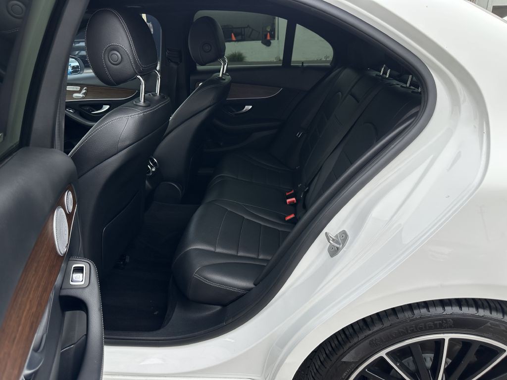 2021 Mercedes-Benz C-Class Image 10