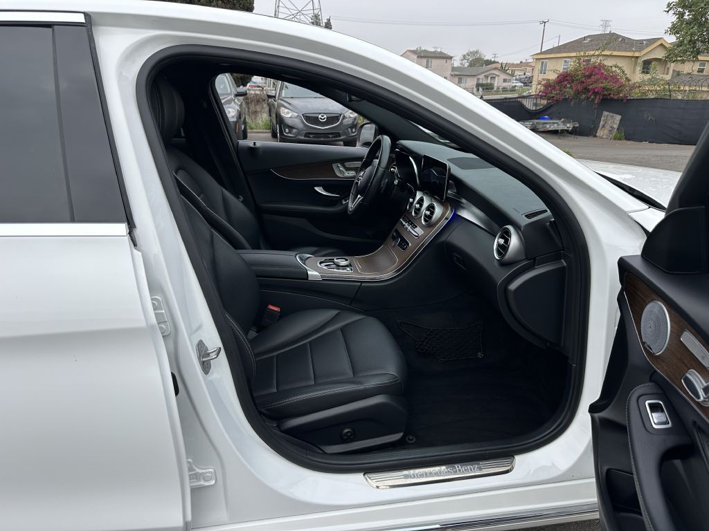 2021 Mercedes-Benz C-Class Image 12